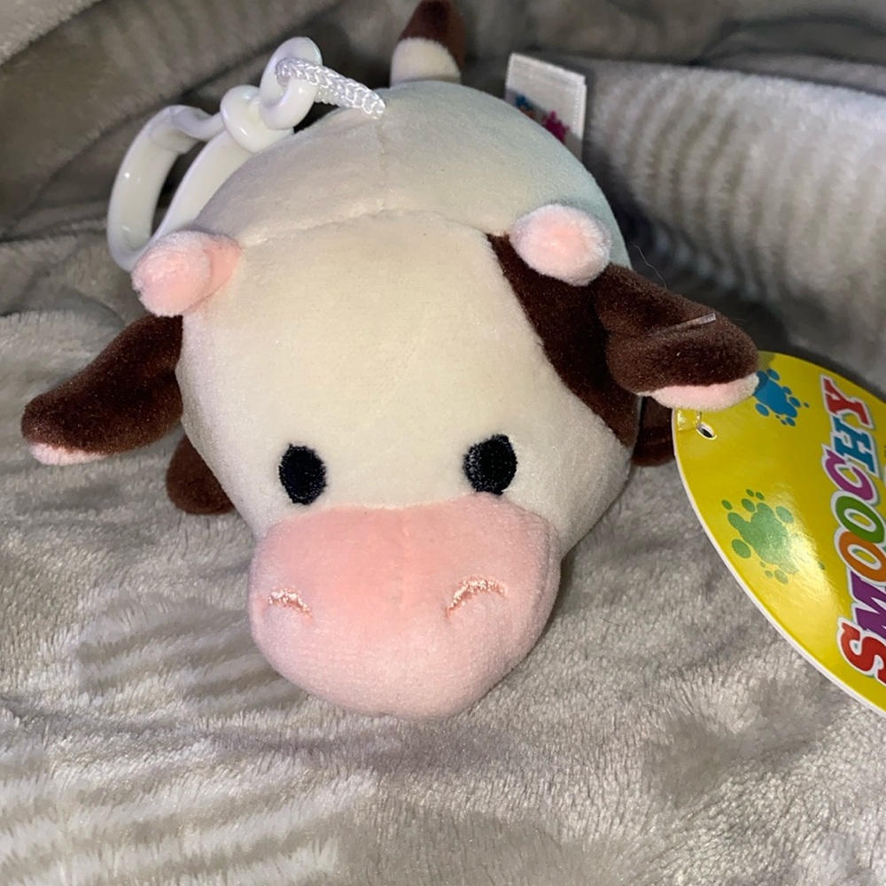 Smoochy pals cow clip plush
